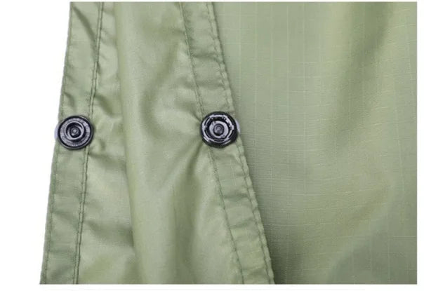 PONCHO ANTIPIOGGIA CON CAPPUCCIO VERDE MILITARE